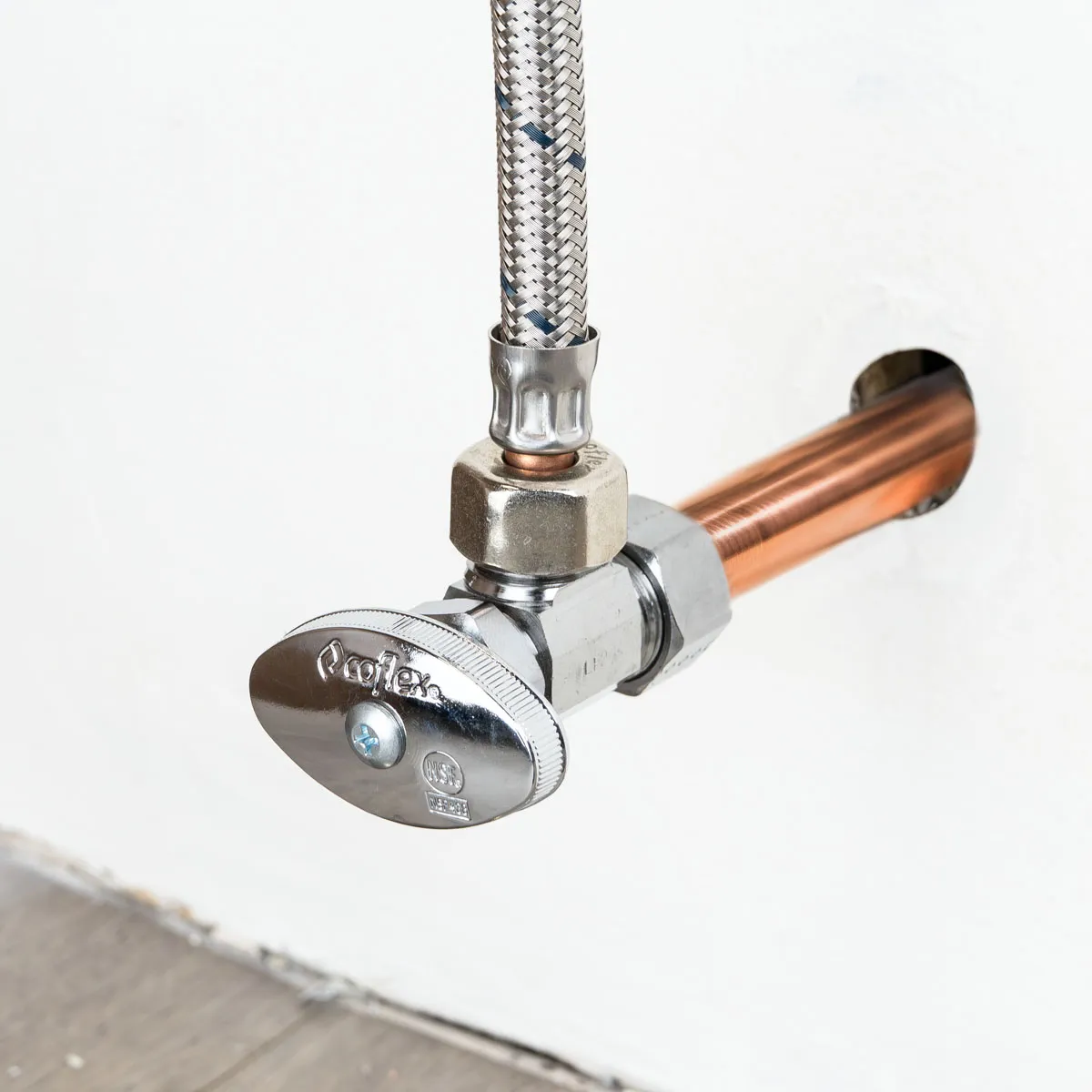 Válvula de Flotador COFLEX para Tinaco con Control Automático de Nivel de Agua